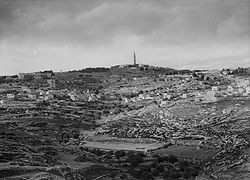 al-Eizariya, as photographed in the 1940s