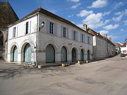 Skyline of Ouanne