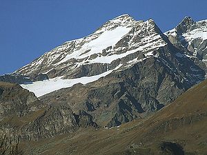 Vincent-pyramiden sett frå Alagna Valsesia i søraust