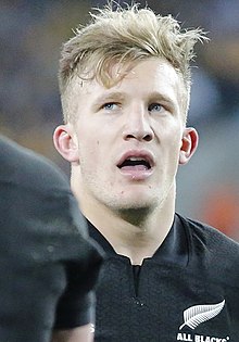 Damian McKenzie 2017.jpg