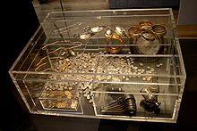 Hoxne Hoard 1.jpg