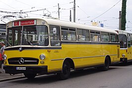 Mercedes-Benz O322