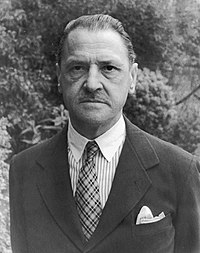 W. Somerset Maugham, fotograferad av Carl Van Vechten 1934.