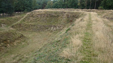 De in 2002 gerestaureerde Engelse schans uit 1627 in Lievelde