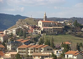 The church and surrounding buildings in Turriers