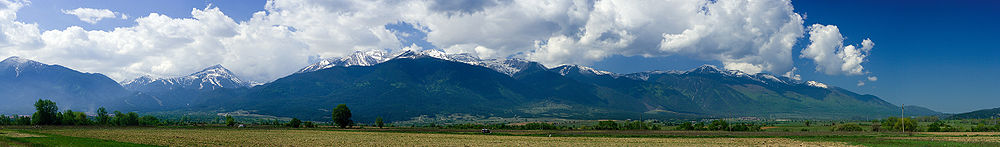 Panorama Pirynu.