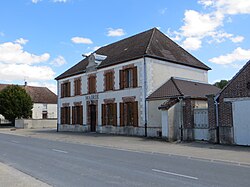 Skyline of Vouarces