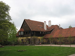 Eliel Saarinen, Herman Gesellius ja Armas Lindgren, Hvitträskin erämaa-ateljee, 1902.