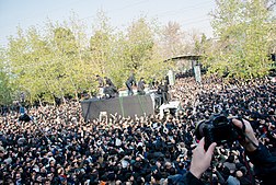 تشییع پیکر رفسنجانی از مقابل دانشگاه تهران