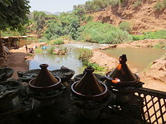 An yi amfani da Tajine a waje