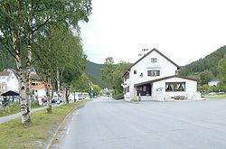 Jernbanevegen