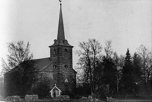 Кирха в деревне Малые Колпаны. 1911 год