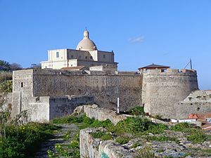 "Duomo antico", "Bastione della Fornace" e "Bastione di Santa Maria".