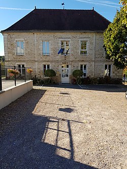 Skyline of Chaulgnes