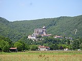 The upper town and the cathedral.