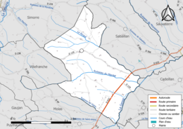 Carte en couleur présentant le réseau hydrographique de la commune