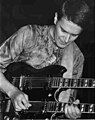 1942 John McLaughlin (guitarriste)