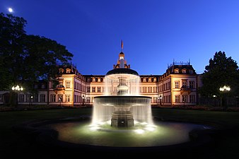 Schloss Philippsruhe in Abendstimmung