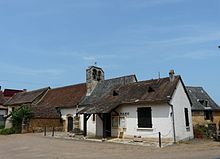 Temple-Laguyon église mairie.JPG