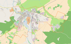 Mapa konturowa Trzebiatowa, w centrum znajduje się punkt z opisem „Trzebiatów Wąskotorowy”