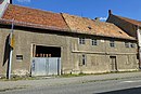 Wohnhaus mit Torhaus, Seitenflügel und Stallscheune