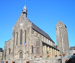 La collégiale.