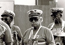 Olympia Brass Band in Hollabrunn (1986), in the center Harold Dejan