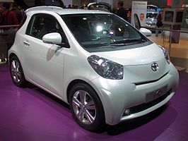 Toyota iQ