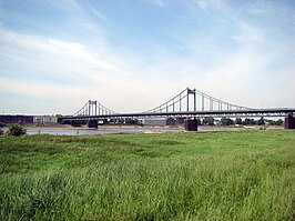 Krefeld-Uerdinger Brücke