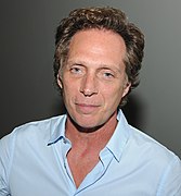 William Fichtner (DA Frank Crenshaw)