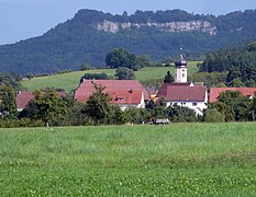 Blick über Roßwangen auf das Lochenhörnle