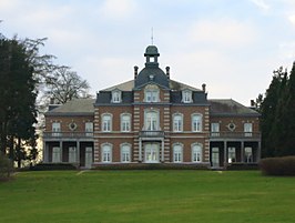 Voorzijde van het kasteel