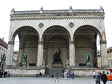 Photographie en couleurs de la Feldherrnhalle, dernière étape du putsch