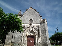 Façade de l'église de Fléac-sur-Seugne.