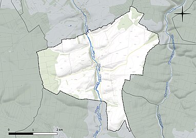 Carte en couleur présentant le réseau hydrographique de la commune