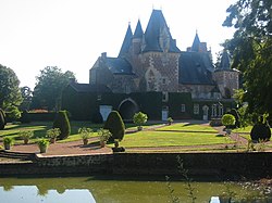 Skyline of Lys-Haut-Layon