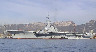 Le Foch en octobre 2000 à Toulon, avant son départ pour le Brésil.