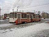 後方の車体には運転台がない