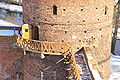 Blick auf den Wehrturm an der Südostecke der Anlage