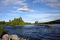 Beaukaforsen-Stromschnellen unterhalb Råstrand mit Steindamm von 1954 für die Flößerei