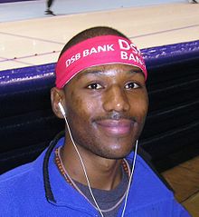 Shani Davis (2006).jpg