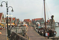 O porto de Volendam