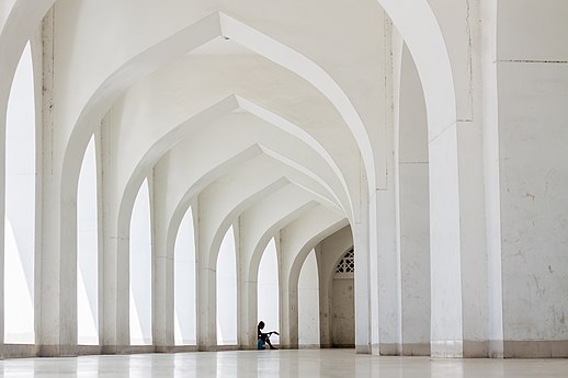 Baitul Mukarram Mosque in Dhaka, Bangladesh Photo by Jubair1985