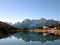 Lago di misurina.jpg1 999 × 1 482; 853 KB