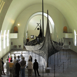 La nave di Oseberg nel museo di Oslo