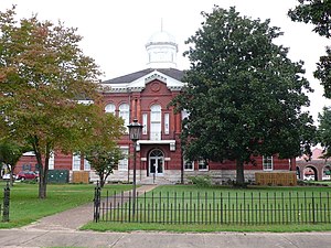 Sumter County Courthouse in Livingston