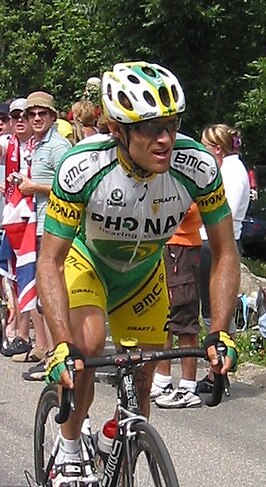 Santiago Botero in de 11e etappe van de Tour de France 2005 op de Col du Télégraphe.