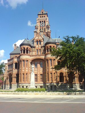 Das Ellis County Courthouse in Waxahachie, gelistet im Ellis County Courthouse Historic District im NRHP mit der Nr. 75001971[1]