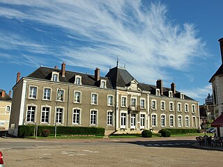 Ancien couvent des augustins (mairie actuelle).