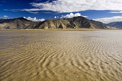 Boloop van die Brahmaputra in Tibet, in Tibettaans Matsang of Tachog Tsangpo genoem.